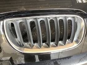 104-59273ar Passenger Grille Upper Bumper Mounted Fits 04-06 Bmw X3 318827