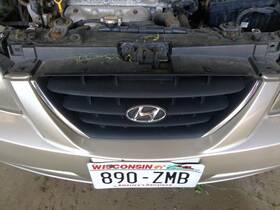 104-59399a Grille Hatchback Fits 04-06 Elantra 240487