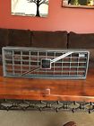 1369621 Volvo 940 Egg Crate Front
