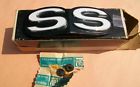 3940538 General Motors Nos Ss Nova Grille Emblem Grill New Nuts
