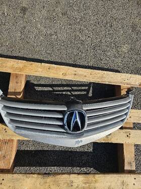 104-59339 Acura Grille Without Adaptive Cruise Fits 05-08 Rl 261