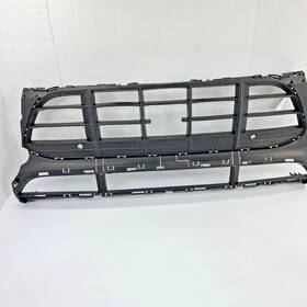 39-9706 Aftermarket Used Front Bumper Grille Fits 2015 - 2018 Porsche Macan