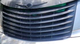 Ch1200292pf Aftermarket Products 2005 Chrysler Pt Cruiser Front Grille Silver With Chrome Molding Plastidipped Black Ch1200292pf Aftermarket Products 2005 Chrysler Pt Cruiser Front Grille Silver With Chrome Molding Plastidipped Black