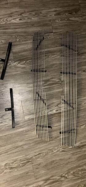 Gr03fgf75s Apg For Chevy Silverado 1500 03-05 Main And Top Bumper Grille Kit 4-pc Chrome