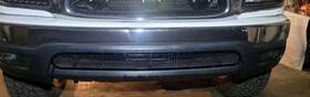 T75438t Aps 2001-2004 Toyota Tacoma Lower Bumper Mesh Grille Insert. Shiny Blk Powder Coat