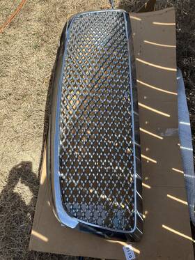 7147782 Armordillo Usa 2009-2012 Dodge Ram 1500 Chrome Grille-mesh