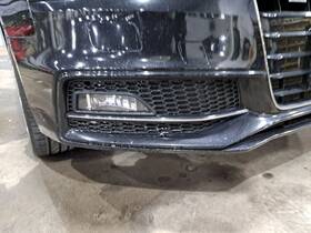 104-59596r Audi Rh Passenger Side 2016 A4 Lower Grille Sku#4327371