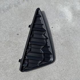 4s0-807-680-9b9 Audi R8 4s Front Bumper Right Grille 4s0807680 9b9 Oem Used Good