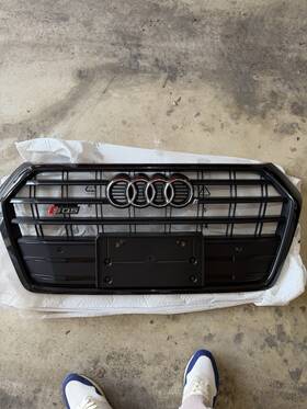 80a853651lrp5 Audi 2018-2020 Sq5 Front Center Bumper Radiator Grill Grille Oem