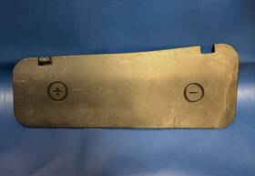8d1819422 Audi Oem B5 S4 / A4 Battery Cover - 1 Broken Tabs