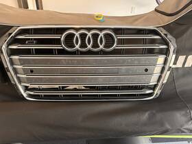 8w0-853-651-n-rp5 Audi 2018 S4 Oem Grille
