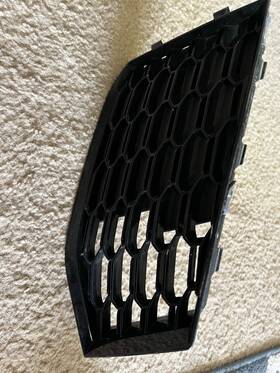 8w6807682pt94 Audi New A5 Rs5 8w6 Front Bumper Right Grille