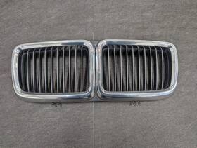 1131908697 Auto Parts Industrial Bm71-093-0 Bmw 7 Series E32 Oem Front Center Grille 5 P/n 1986-1994