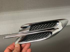 36a821274 Bentley 2016-2019 Bentayga Right Passenger Fender Side Air Vent Grille Grill Oem