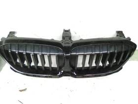 104-10854b Bmw 19-20 330i Grille Upper Surround With Chrome Slats