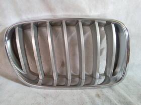 104-51165a Bmw 2013 X3 Passenger Side Upper Bumper Chrome Surround Grill Oem Lkq