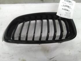104-52005l Bmw 15 328i Gt Driver Grille Awd With M-aerodynamic Package
