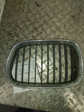 Bmw 104-59847l Driver Left Grille Upper Fits 97-00 528i 207209