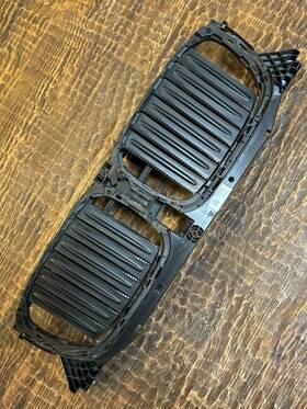 30749722705 Bmw Oem 2018-2021 X3 X4 G01 G02 Radiator Support Air Intake Shutter With Module