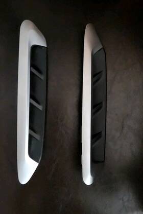 51-13-7-418-606 Bmw Genuine X3 G01 X4 G02 Front Right And Left Side Panel Finisher 51137418606