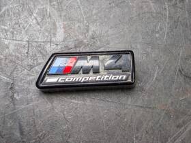 51-13-8-081-141 Bmw 21-26 M4 Competition Front Center Grille Embelm Logo Lettering G82 G83 51-13-8-081-141 Bmw 21-26 M4 Competition Front Center Grille Embelm Logo Lettering G82 G83