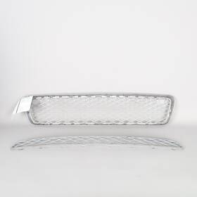 51117163957 Bmw 2007-2010 X5 E70 Front Bumper Lower Center Grille Pair Set Oem