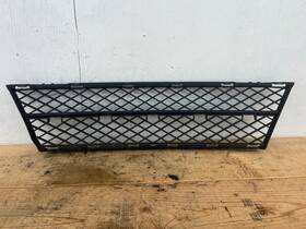 51117178115 Bmw 07-10 E60 530i 528i 550i Front Bumper Center Lower Grid Mesh Grille Oem