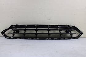 51117418728 Bmw 2018-2021 X4 G02 Front Bumper Lower Center Grille With Sensor Option Oem