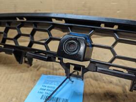 51118056341 Bmw Grille Bumper Mounted Center Upper Fits 15-19 X6m
