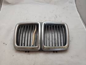 51131908697 Bmw E32 7 Series Chrome Center Kidney Grille 1908697 J6-1