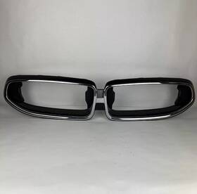51-13-8-080-976 Bmw 51138080976 2022 2023 M240i M240ix Front Center Kidney Grille Surround