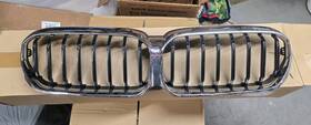 51139464210 Bmw 5-series G30 Front Bumper Center Chrome Grille Assembly 2021 2022 2023 Oem
