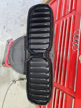 5a218f4-02 Bmw 2021-2023 5 Series Grille With Active Air Shutter Without Hole Camera Oem Black