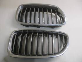 60010a Bmw -60010a 14 15 16 528i Pair Upper Grills Grilles Oem Lkq
