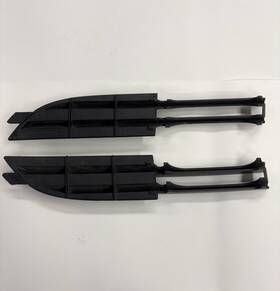 7032614 Bmw 02-05 3 Series E46 Right And Left Lower Bumper Grille Trim Pair Set Oem