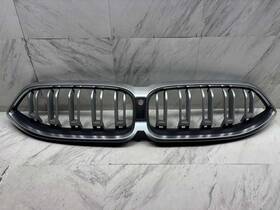 7329889-05 Bmw 2023 2025 840i M850i Grille Oem Front Center