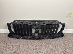 749722705 Bmw 2019 2020 X3 Front Grille Shutter Oem Used