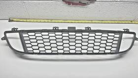 8-055-434 Bmw 2014 2015 2016 M2 228i M235i M235ix Front Bumper Lower Grille Oem 384600