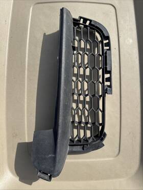 8050347 Bmw 12-15 F06 F12 F13 M-sport Front Bumper Left Driver Side Grille Oem