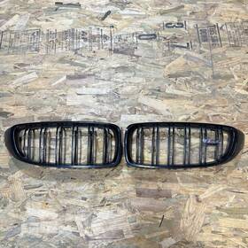 8054331 Bmw 15-20 F82 F83 M4 Front Bumper Kidney Grilles Black Oem