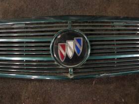 104-01597 Buick 97 98 99 00 01 02 03 04 Regal Grille Painted 966762