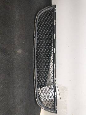 104-02406 Buick Grille Lower Center Fits 13-16 Verano 1039349 104-02406 Buick Grille Lower Center Fits 13-16 Verano 1039349