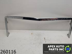 1261054 Buick Oem 1981 Riviera 5.0l Grill Trim T Type Bezel