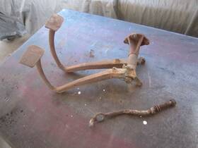 3107739 Buick 37 38 Century Clutch And Brake Pedal Set Oem Working L K Rare