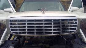104-01581b Cadillac Grille Base Fits 97-99 Deville 110839
