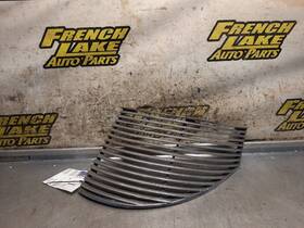 104.gm6u39 Cadillac Right Grille Section Fits 1939 1257458