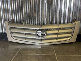 12336039 Cadillac 2002-2006 Escalade Front Grille Assembly Oem Used