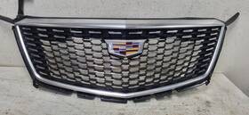 84699839 Cadillac 2020-2024 Xt5 Oem Upper Grille Used Dc4599