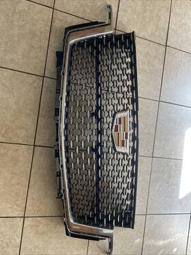 84966039 Cadillac 2021 2022 Escalade Oem Upper Diamond Grille With Emblem