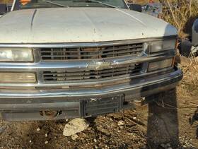 104-01487 Chevrolet K1500 Front Grille Bumper Not Included A4vtl